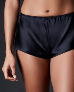 Journelle Charlotte Tap Short Chevron Down Icon