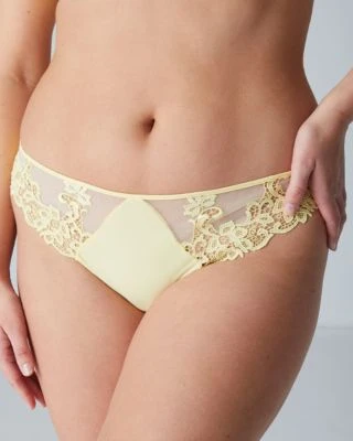 Simone Perele Saga Tattoo Thong 4 Simone Perele Saga Tattoo Thong