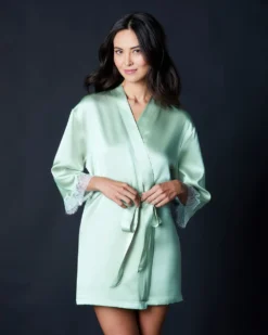 Journelle Chevron Down Icon Charlotte Short Robe