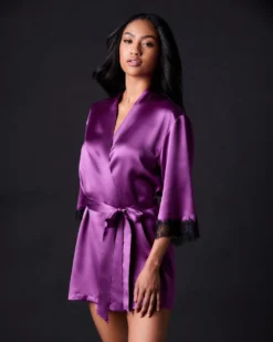 Journelle Chevron Down Icon Charlotte Short Robe