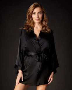 Journelle Celine Classic Robe Chevron Down Icon