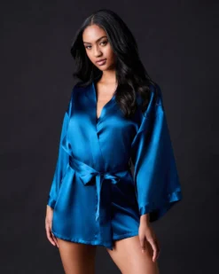 Journelle Chevron Down Icon Celine Classic Robe