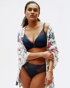 Chantelle Parisian Allure Plunge T-Shirt Bra