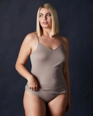 Hanro Cotton Seamless V Neck Cami Sale 4 Hanro Cotton Seamless V Neck Cami Sale