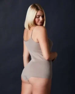 Hanro Cotton Seamless V Neck Cami Sale 8 Hanro Cotton Seamless V Neck Cami Sale