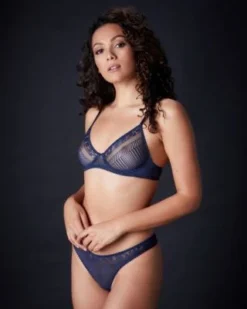 Huit Essential Underwire Bra DD+