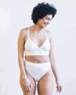MakeMerry Pocketed Plunge Bra