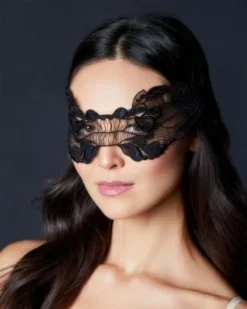 Kiki De Montparnasse Lace Veil