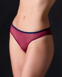 Simone Perele Rosalie Tanga