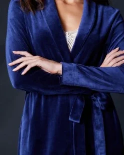 Hanro Favourite Velvet Robe Sale