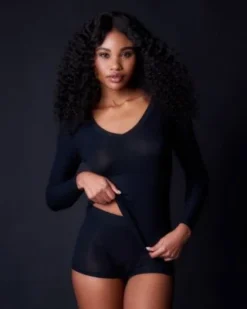 Collezione Privata Fine Rib V Neck Long Sleeve