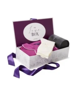 Journelle Cozy Valentine Love Box