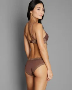 Natori Bras Feathers Contour Plunge Bra